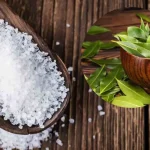 Bay Leaves and Salt: A Mix Worth Gold! My Grandma Taught Me How to Use It